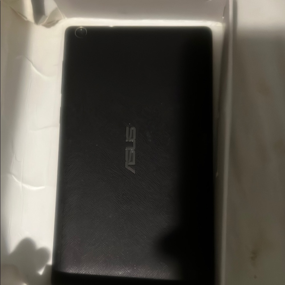 ASUS Red Tablet Modern Design Vibrant Display - Picture 3 of 5